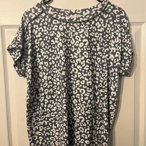 Stylish Blue Gray Leopard Print Women's Top